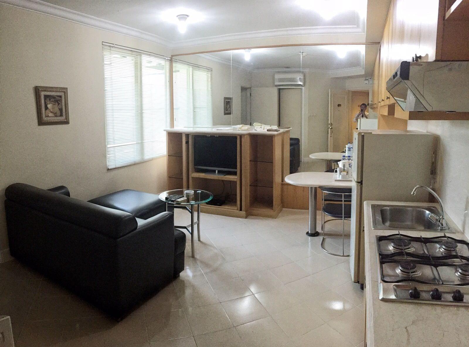 Batavia Hotel & Serviced Apartments Jakarta Extérieur photo