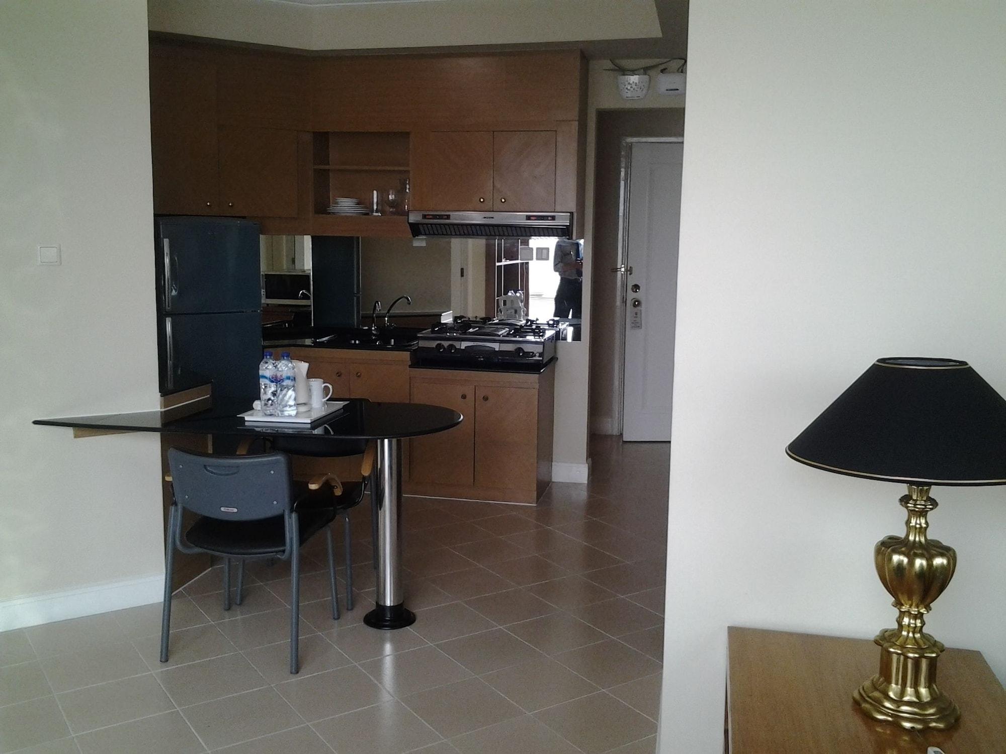 Batavia Hotel & Serviced Apartments Jakarta Extérieur photo
