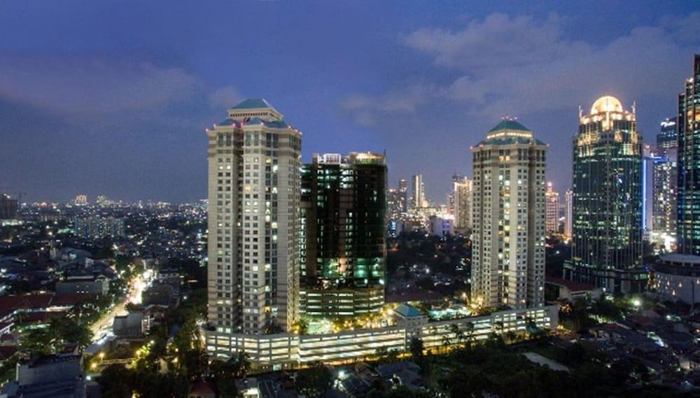 Batavia Hotel & Serviced Apartments Jakarta Extérieur photo