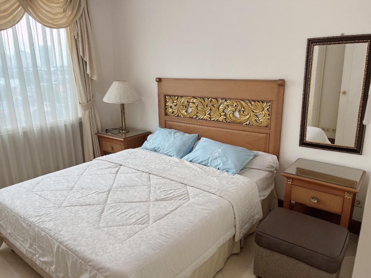 Batavia Hotel & Serviced Apartments Jakarta Extérieur photo