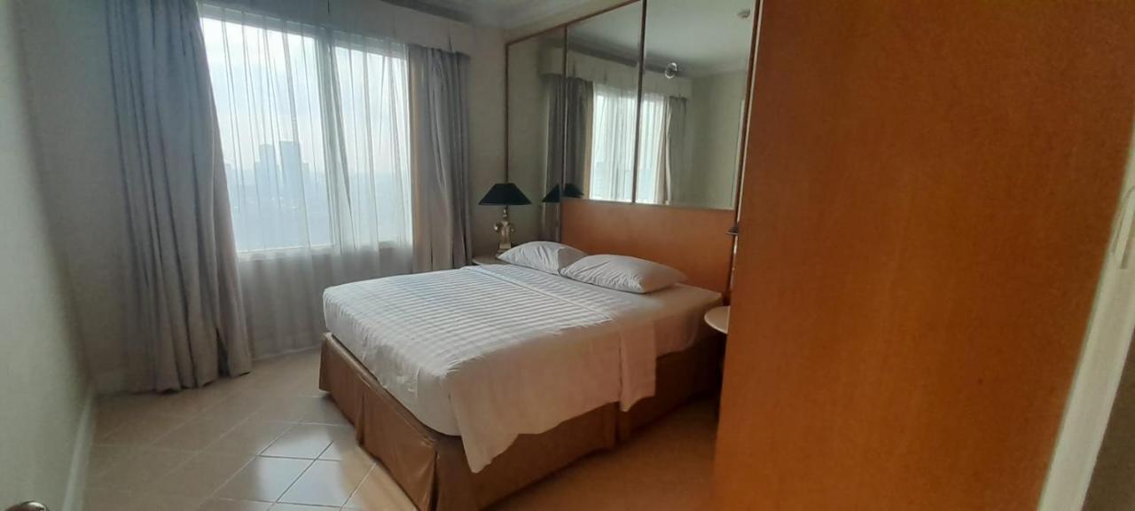 Batavia Hotel & Serviced Apartments Jakarta Extérieur photo
